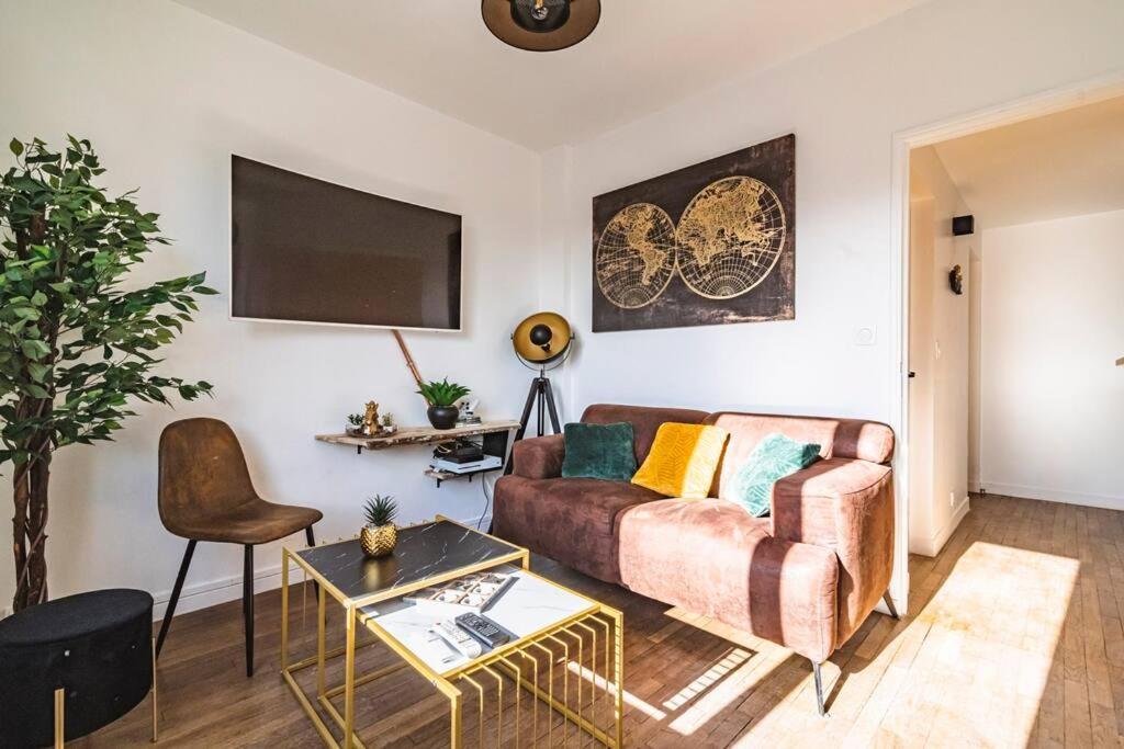 La "Taniere" Pour 6 Personnes Apartment Isles-sur-Suippe Екстериор снимка